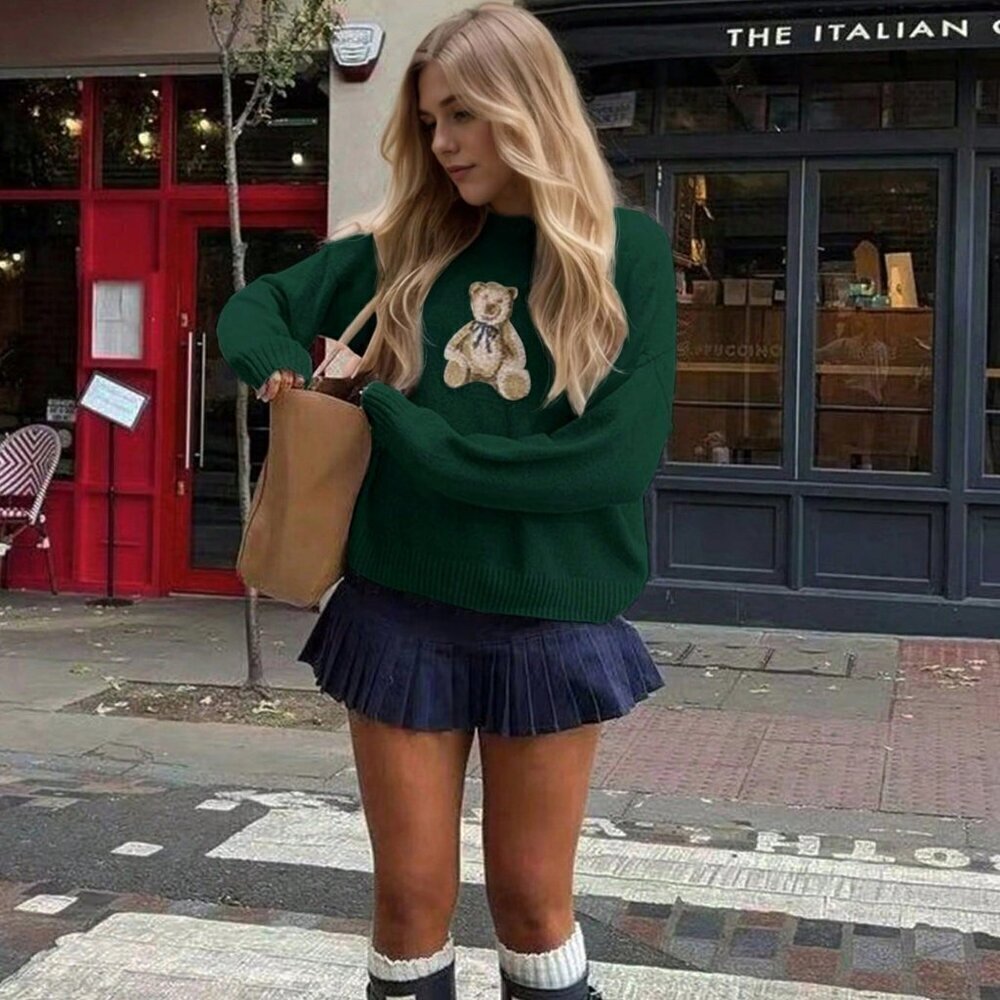 Green Casual Women's Cute Cartoon Bear Round Neck Long Sleeve Knitted Sweater